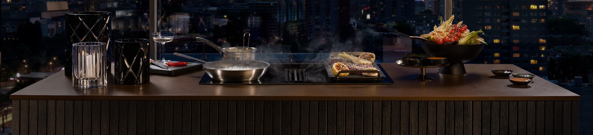 Επαγωγικές εστίες με απορροφητήρα AEG